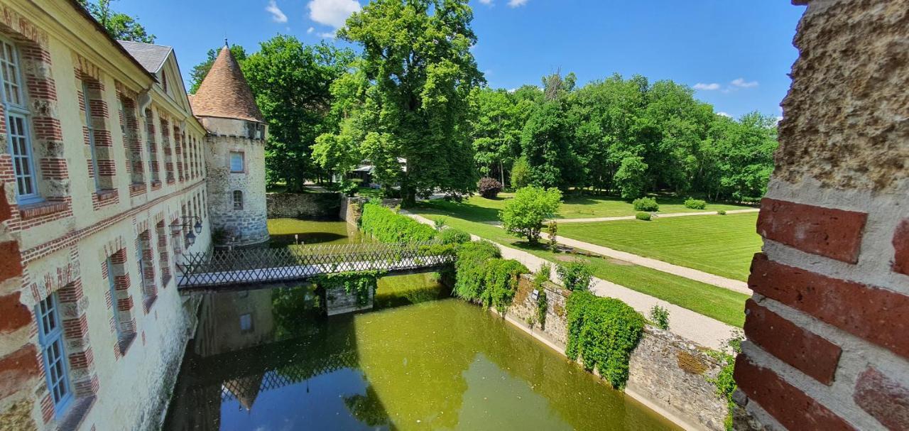 Chateau De La Cour Senlisse 외부 사진