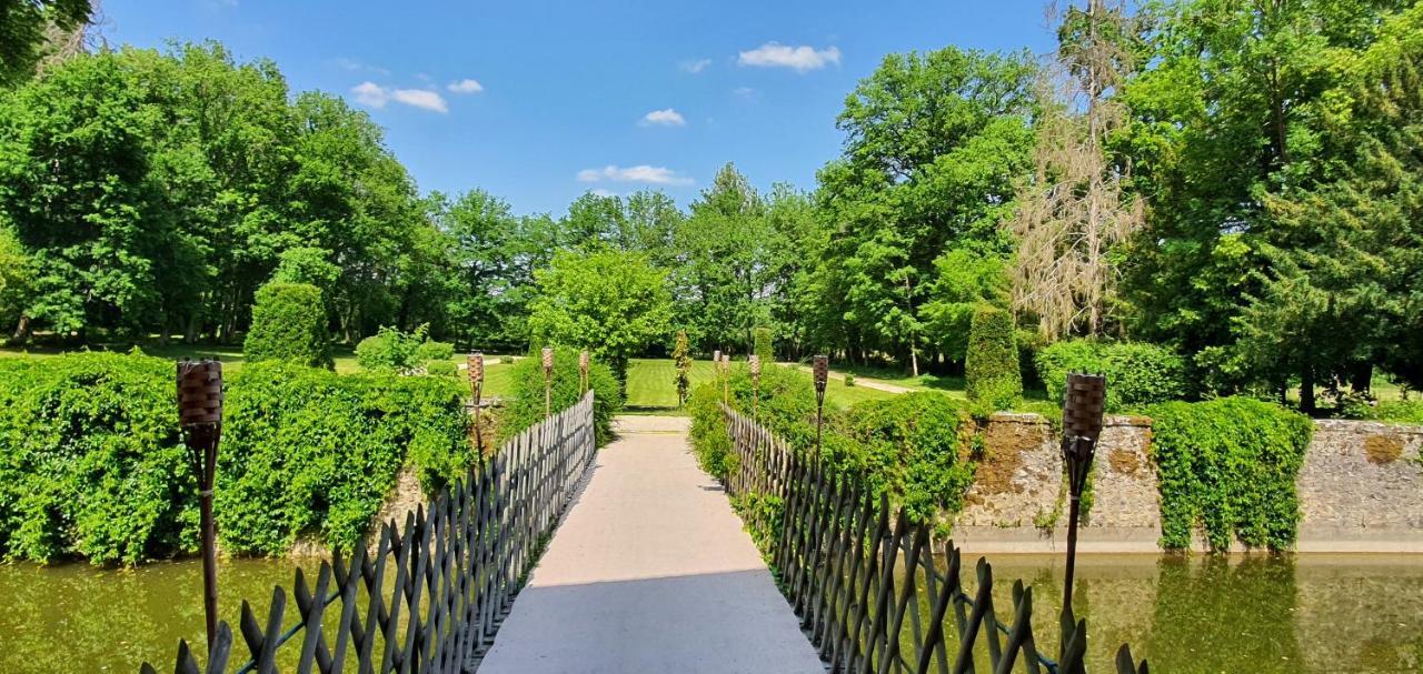 Chateau De La Cour Senlisse 외부 사진